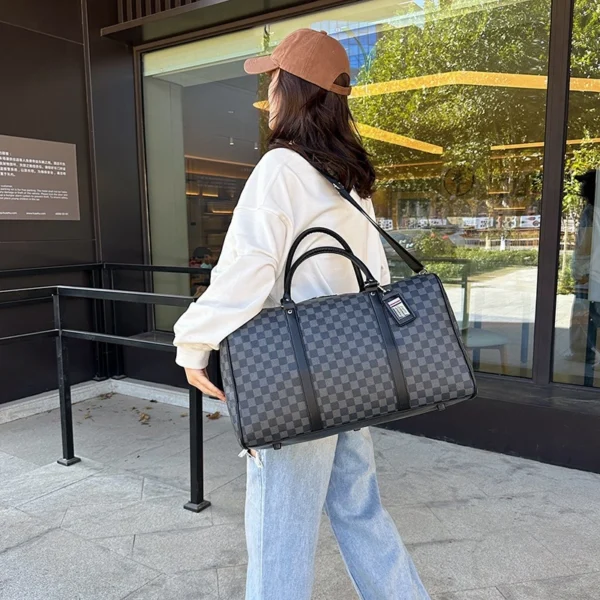 New Design Large Capacity Waterproof Duffel Travel Bag - Image 4